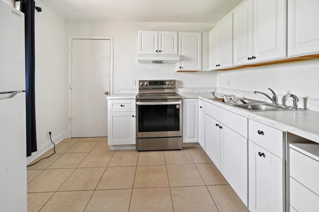 Photo - 5078 Ambler Ln