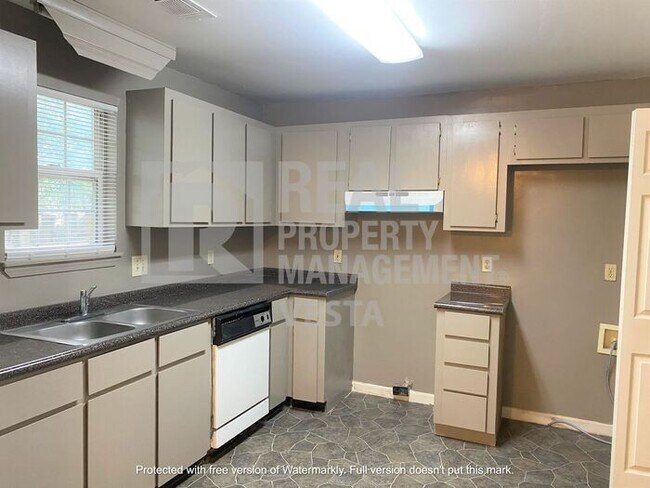 Photo - Spacious Townhouse in Bonaire - Section 8 ...