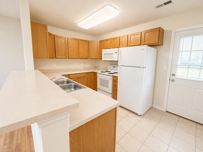Photo - 3308 Dove Dr