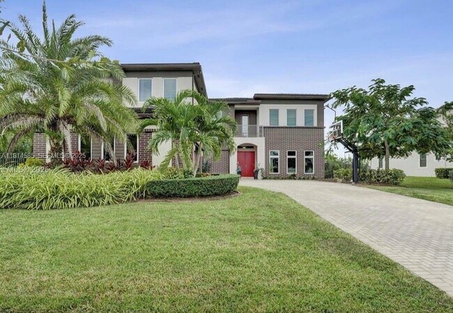 Building Photo - 6804 N Stillwater Shores Dr