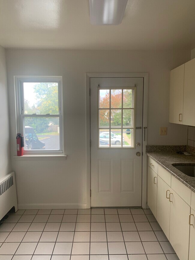 333 Plainfield Ave Apartments For Rent in Edison, NJ