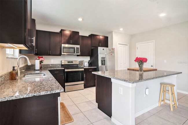 Photo - 1655 Blue Rose Dr