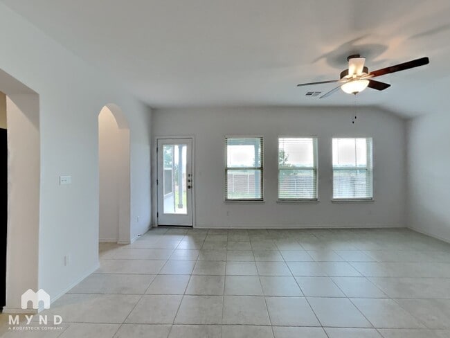 Photo - 345 Horsemint Way