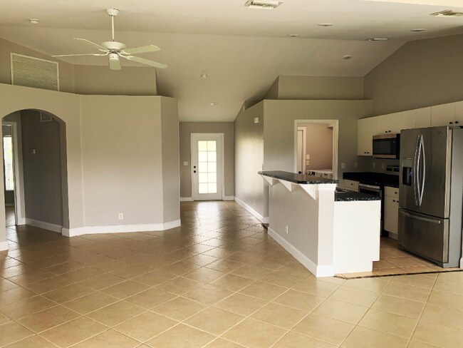 Photo - 1906 NE 18th Terrace