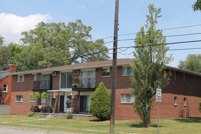 Crooks Road - Crooks Road Apartments