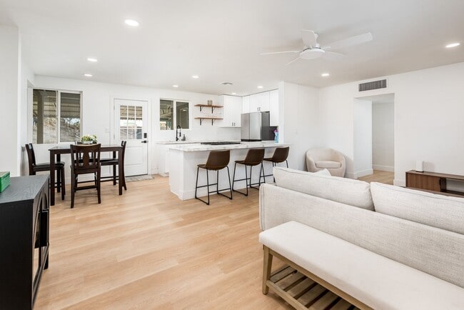 Photo - Fully Furnished 3/2 SFH in Central Phoenix