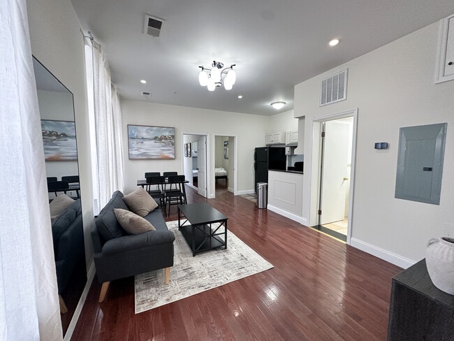 Photo - 207 N 11th St Unit 302