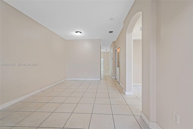 Photo - 2524 SE 16th Rd Unit 100