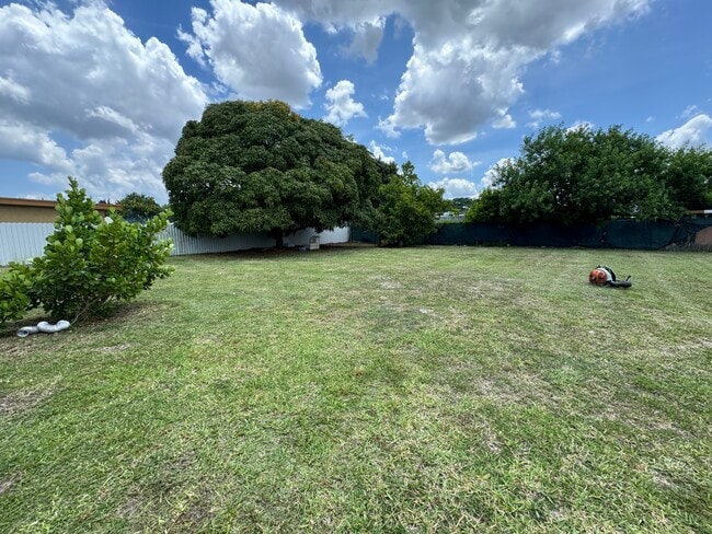 Photo - 17472 SW 105th Ave