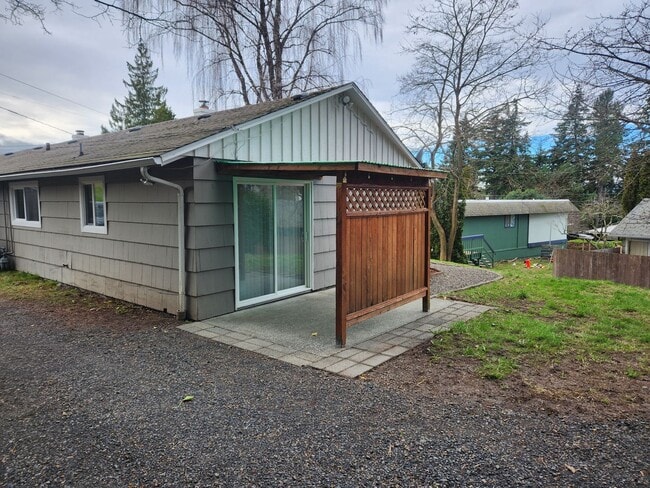 Photo - 2 Bedroom Duplex!!
