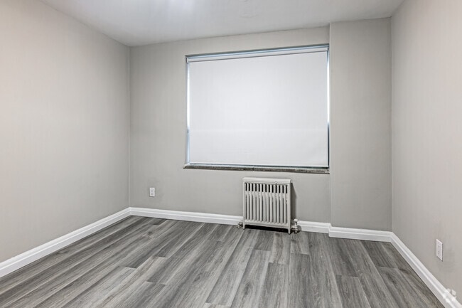 1 chambre, 1 salle de bain - 650 pi² - Chambre