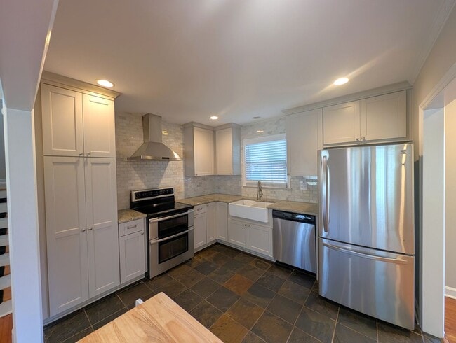 Photo - Charming split level home located in the Spring Valley Community in the South Park area of Charlo...