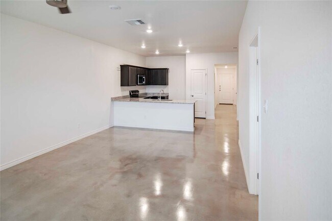 Photo - 1261 Lehmann Dr Unit A