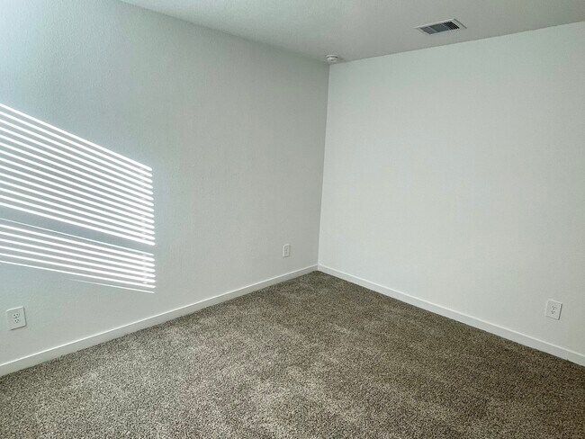 Photo - 31710 Carlisle Cv Ct
