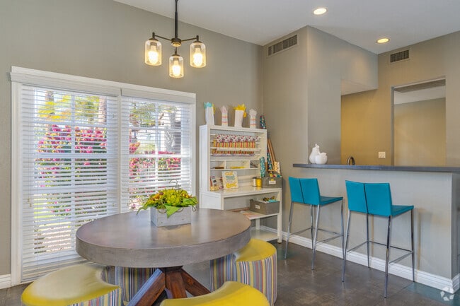 Interior Photo - Willow Creek Rental