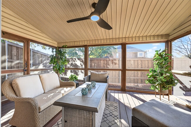 Photo - 9805 Airline Rd