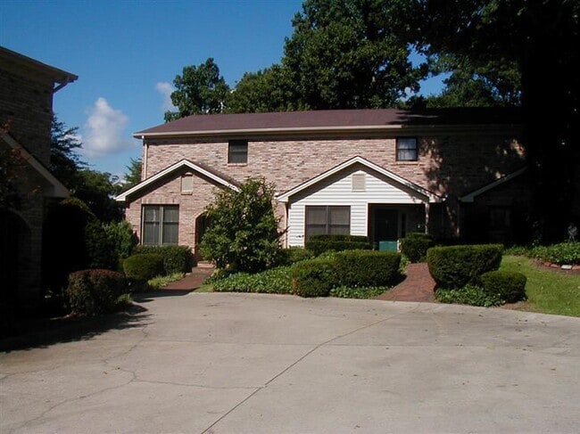 Building Photo - 3503 Lakeside Ct Rental