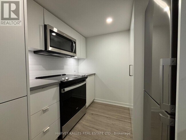 Photo - 500 Wilson Ave Unit 415