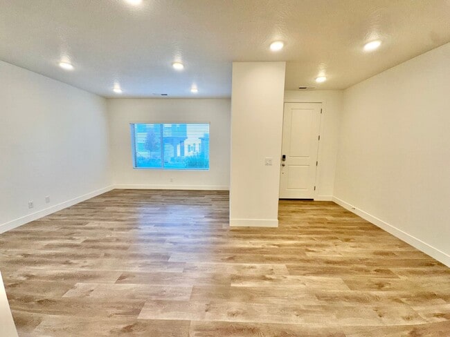 Photo - Desert Color Townhome!