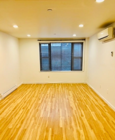 Photo - 48 Davis Ave Unidad 1H