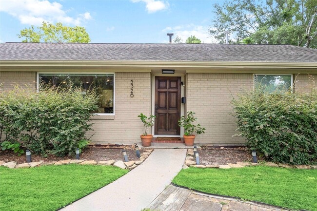 Building Photo - 5326 De Milo Dr Rental