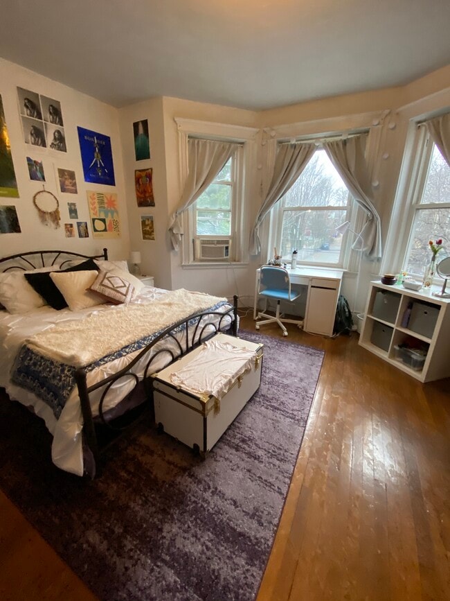 Photo - 65 Saint Marys St