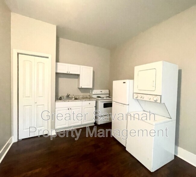Photo - 721 E 36th St Unidad A