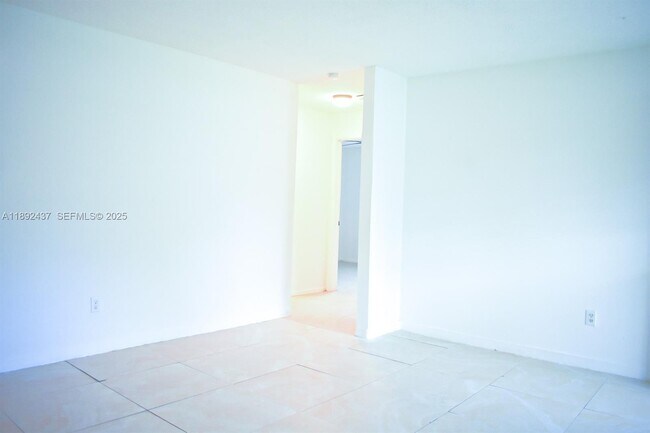 2265 NW 98th St Unit 2265