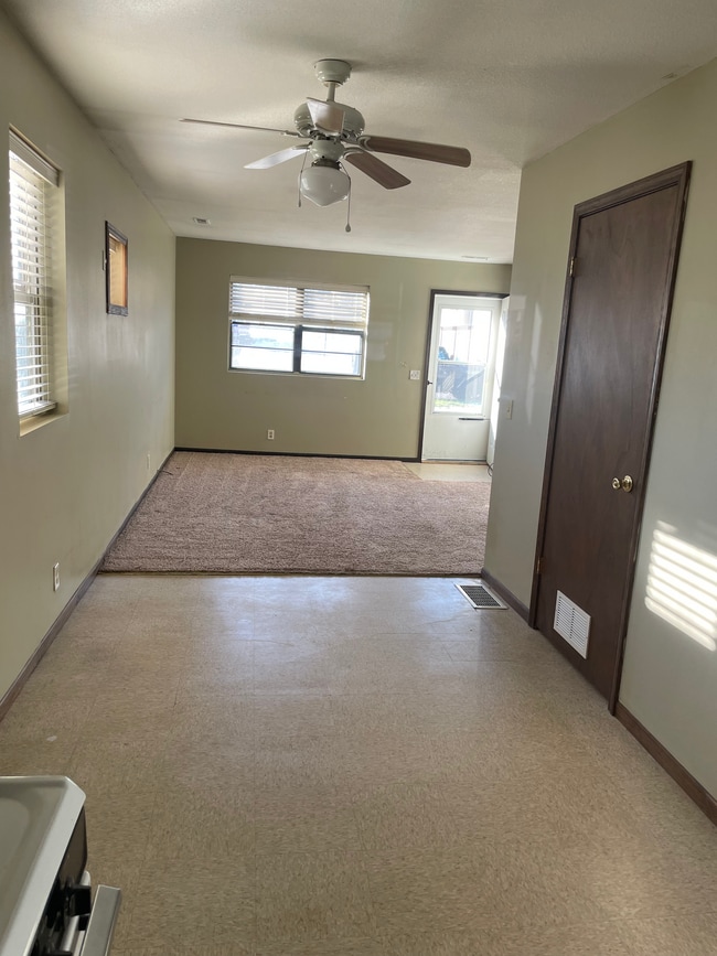 Kitchen looking into front room - 2603 Roma Ln