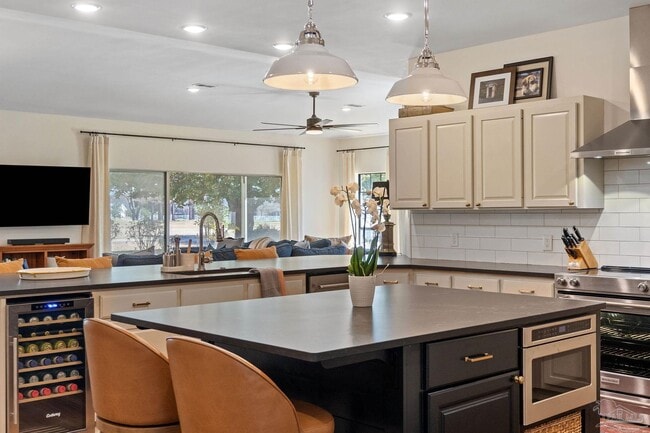 Photo - 3244 Cobblestone Dr