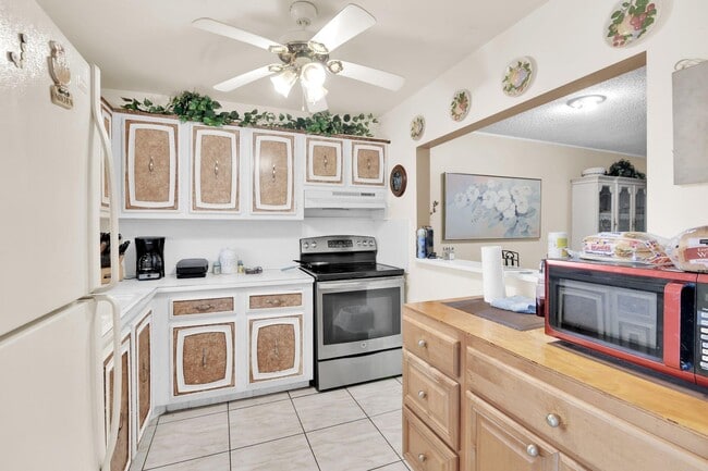 Photo - 711 Lori Dr Unit 204
