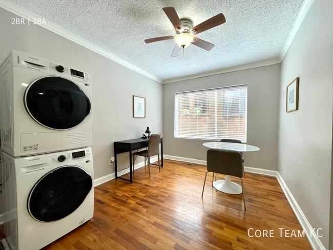 Photo - 4511 Roanoke Pkwy Unidad 4513-4