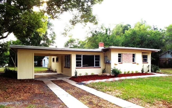 Photo - 122 Husson Ave