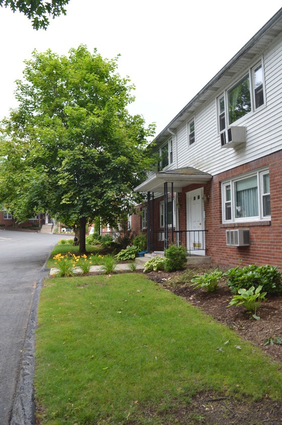 Pleasant View Apartments - Pleasant View Apartments