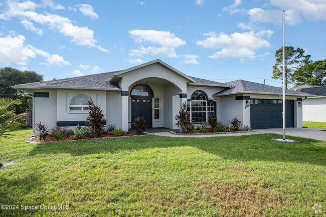 Building Photo - 805 7 Gables Cir SE Rental