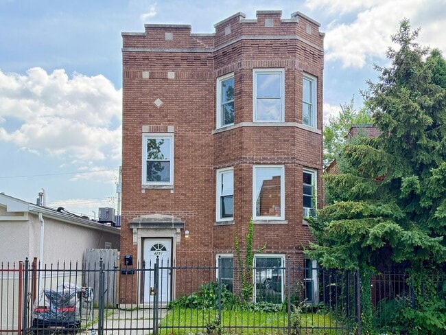 4242 W Haddon Ave Unit J08P