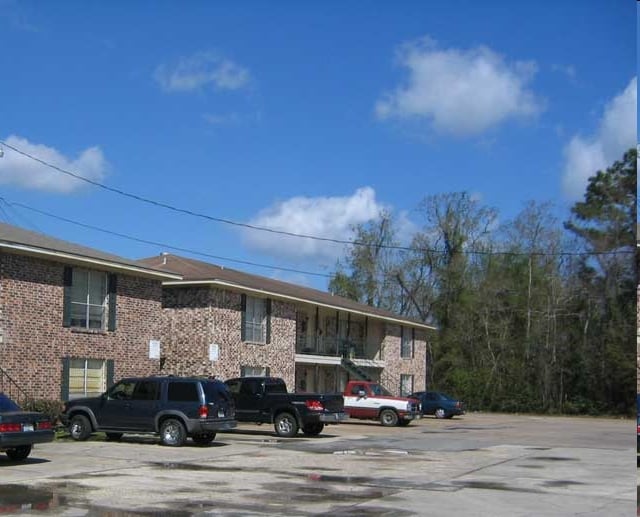 Stagecoach West Apartments