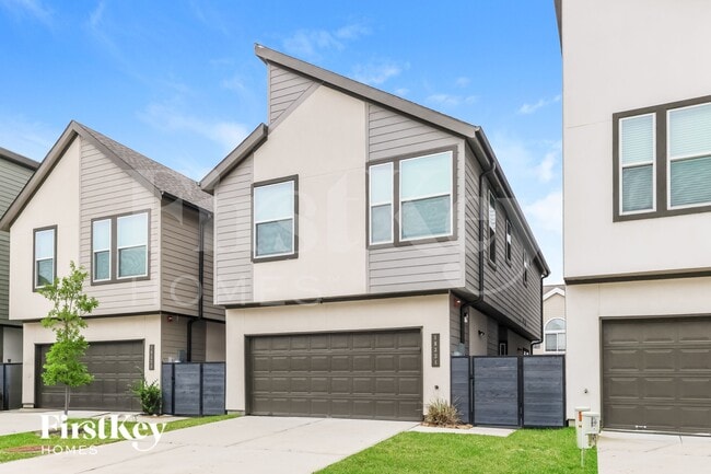 Photo - 18334 W Centro Cir