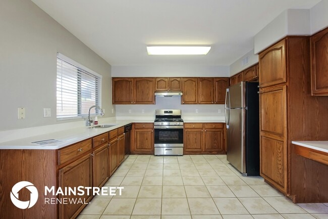 Photo - 17647 N 167th Dr
