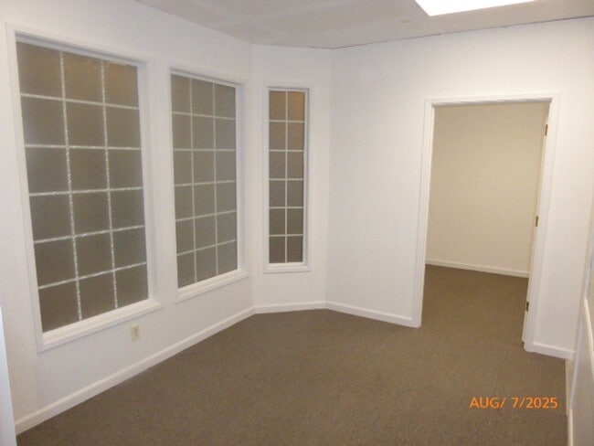 Photo - 10116 Main St Unit 104