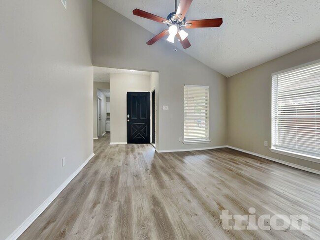 Photo - 15243 Bedford Glen Dr