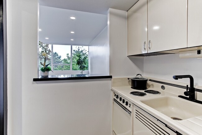 Photo - 2701 Westheimer Rd Unit 2J