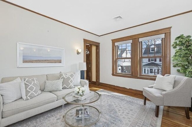 Photo - 49 Huron Cir