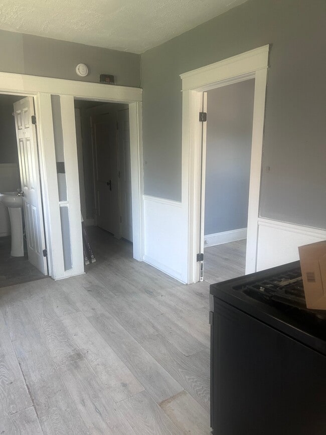 Photo - 9901 Stoughton Ave Unit Up