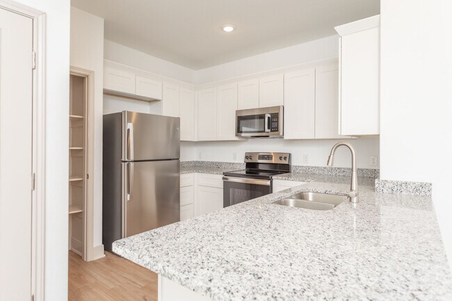 Photo - 7607 Gramercy Wy