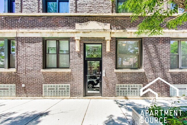 Photo - 1806 N Sheffield Ave Unidad 1