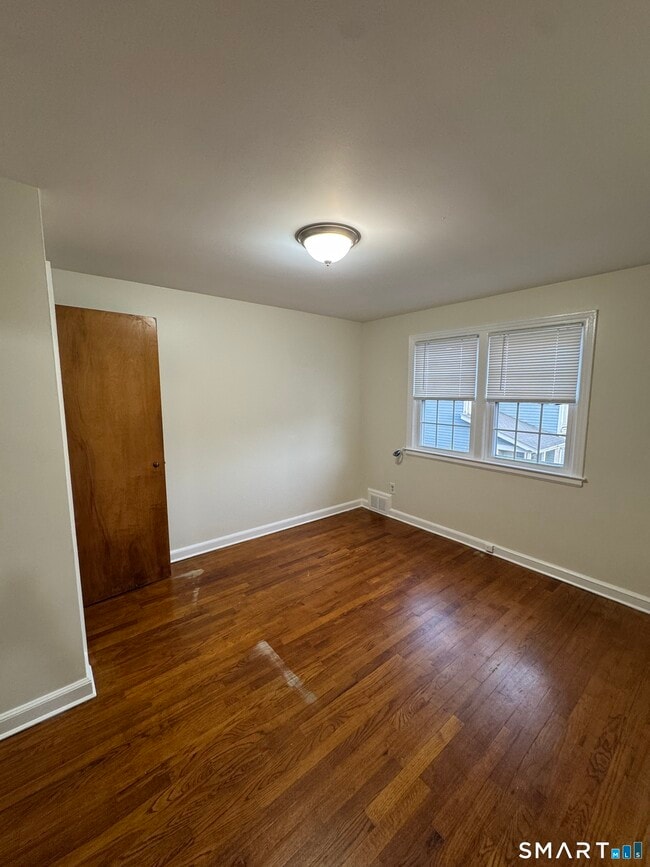 Photo - 1164 Whitney Ave