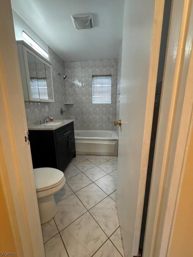 Photo - 1001 Unicorn Way Unit D1