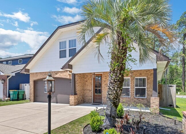 Building Photo - 1200 French Quarter's Wy Rental