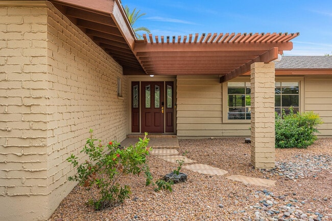 Photo - 5901 E Cactus Wren Rd